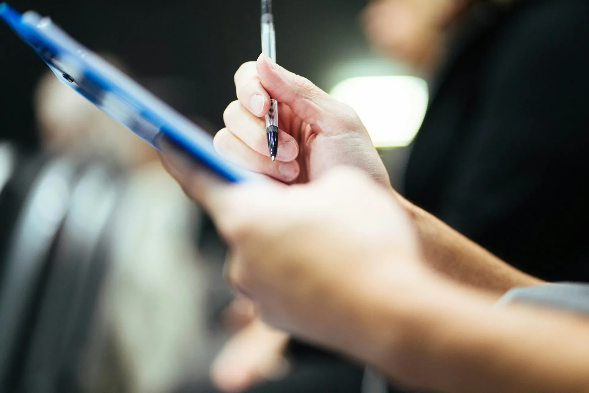 Checking an order on a clipboard